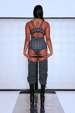 Leggings & Bikers*CXIX 119 Chaps - Black With Print