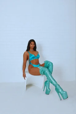 Body & Jumpsuits*CXIX Aphrodite Bodysuit - Turquoise Satin