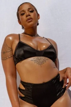 Tees & Tops*CXIX Aphrodite Bralette - Black