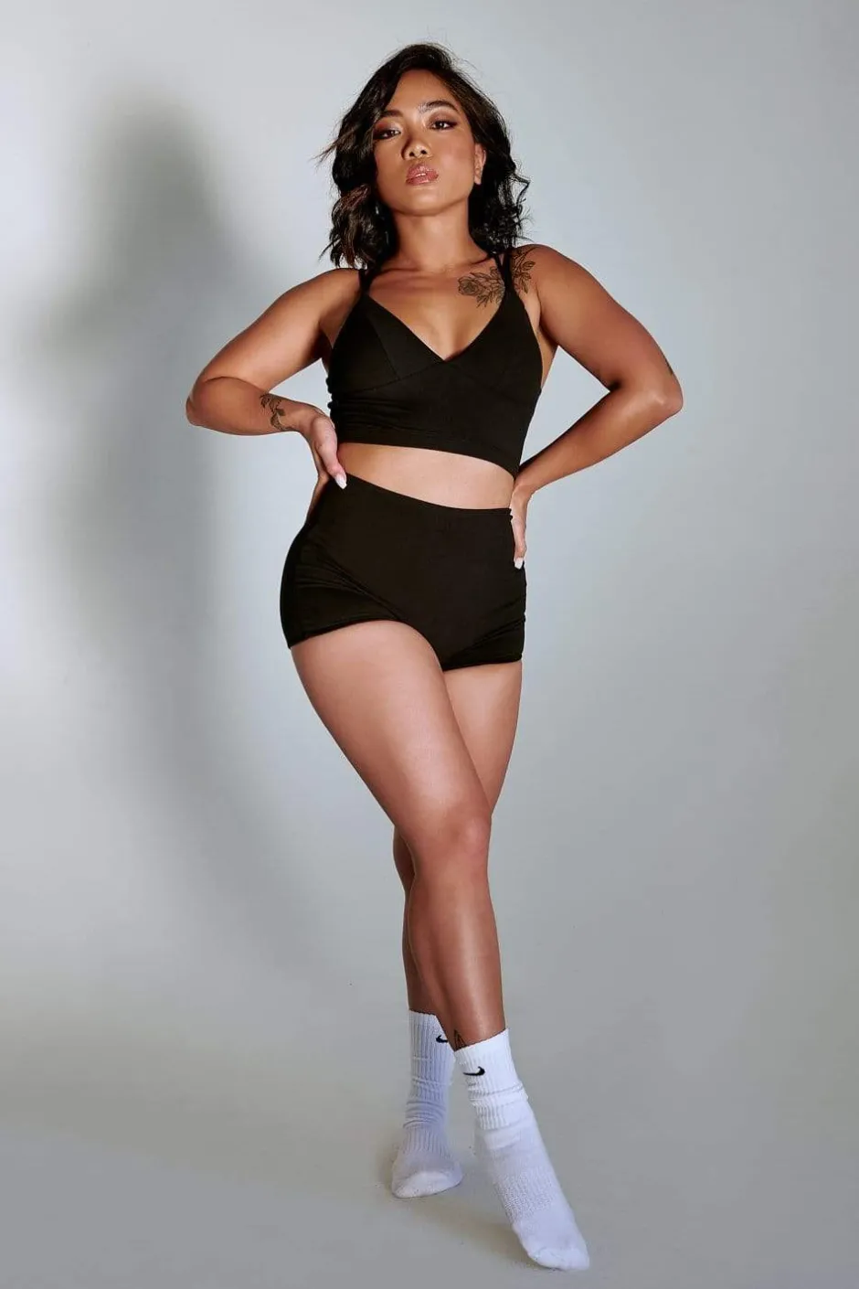 Tees & Tops*CXIX Luxlounge Triangle Top - Black