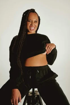 Joggers & Jumpers*CXIX Oversized Cropped Jumper - Black
