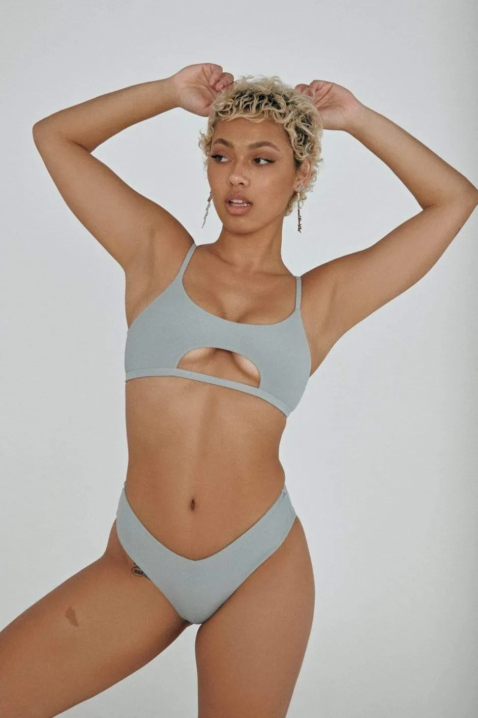 Cheeky Bottoms*CXIX The Hills Bottoms - Ribbed Light Grey