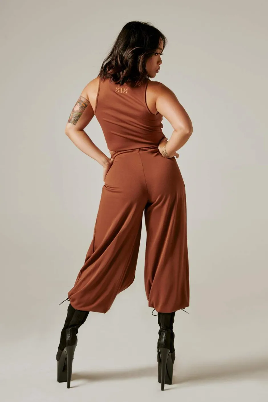 Tees & Tops*CXIX Xx Crop Top - Mocha